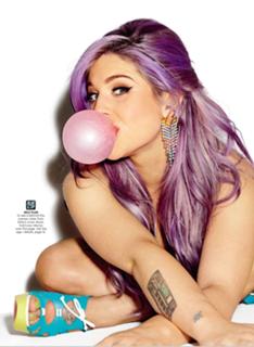 Kelly Osbourne feet photo thumbnail