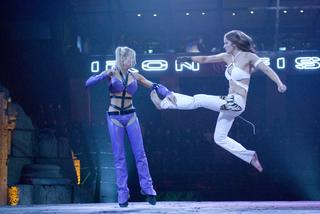 Kelly Overton feet photo thumbnail