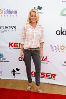 Kelly Packard feet photo 1