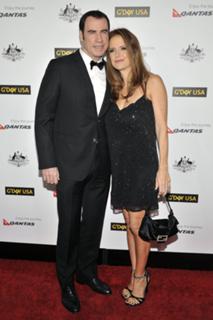 Kelly Preston feet photo thumbnail