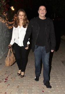 Kelly Preston feet photo thumbnail