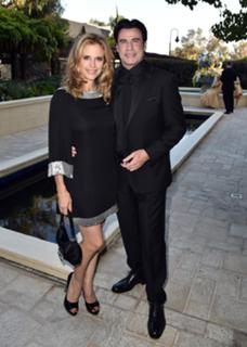 Kelly Preston feet photo thumbnail