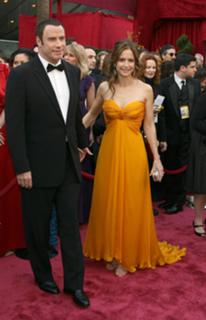 Kelly Preston feet photo thumbnail
