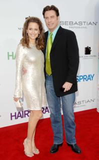 Kelly Preston feet photo thumbnail