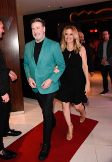 Kelly Preston feet photo thumbnail