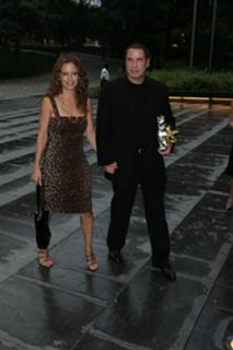 Kelly Preston feet photo thumbnail