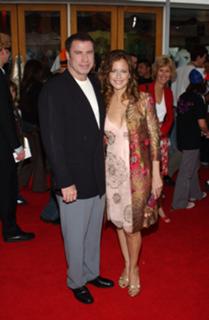 Kelly Preston feet photo thumbnail