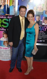 Kelly Preston feet photo thumbnail