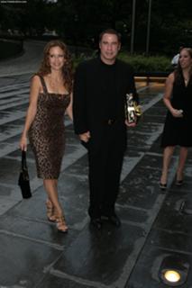 Kelly Preston feet photo thumbnail
