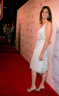 Kelly Reilly feet photo thumbnail
