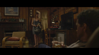 Kelly Reilly feet photo thumbnail