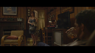 Kelly Reilly feet photo thumbnail