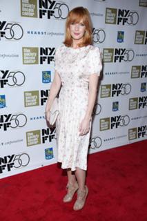 Kelly Reilly feet photo thumbnail