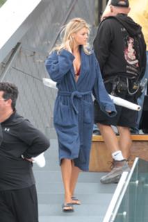 Kelly Rohrbach feet photo thumbnail