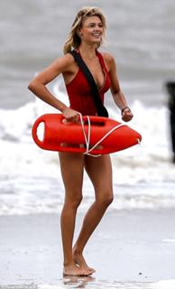 Kelly Rohrbach feet photo thumbnail
