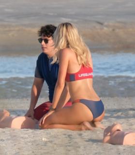 Kelly Rohrbach feet photo thumbnail