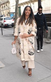 Kelly Rowland feet photo thumbnail