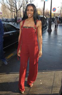 Kelly Rowland feet photo thumbnail
