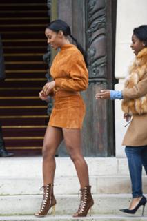 Kelly Rowland feet photo thumbnail