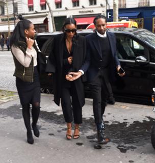 Kelly Rowland feet photo thumbnail