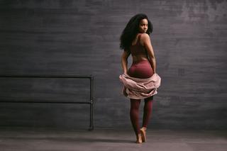Kelly Rowland feet photo thumbnail