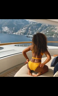 Kelly Rowland feet photo thumbnail