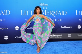 Kelly Rowland feet photo thumbnail