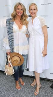 Kelly Rutherford feet photo 19