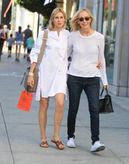 Kelly Rutherford feet photo 9