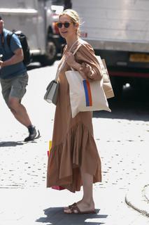 Kelly Rutherford feet photo 6