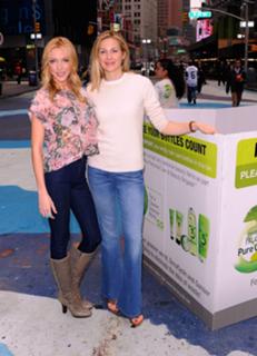 Kelly Rutherford feet photo 5