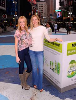 Kelly Rutherford feet photo 16