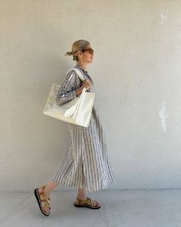 Kelly Rutherford feet photo 7