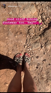 Kelly Somers feet photo 7