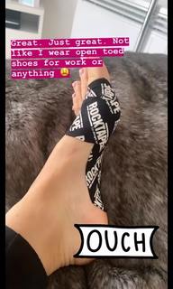 Kelly Somers feet photo 3