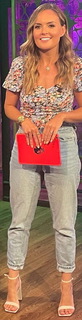 Kelly Somers feet photo 10