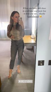Kelly Somers feet photo 1