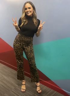 Kelly Somers feet photo 16