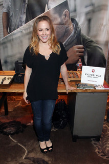 Kelly Stables feet photo thumbnail