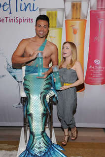 Kelly Stables feet photo thumbnail