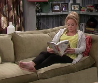 Kelly Stables feet photo thumbnail