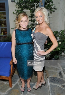 Kelly Stables feet photo thumbnail