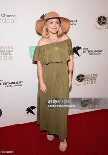 Kelly Stables feet photo thumbnail