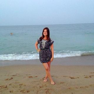 Kelly Svirakova feet photo thumbnail