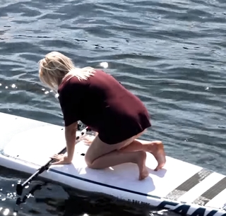 Kelly Svirakova feet photo thumbnail