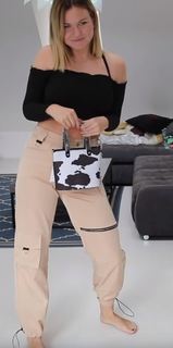 Kelly Svirakova feet photo thumbnail