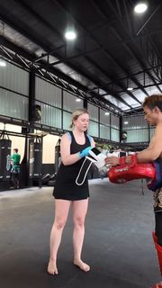 Kelly Svirakova feet photo thumbnail