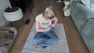 Kelly Svirakova feet photo thumbnail