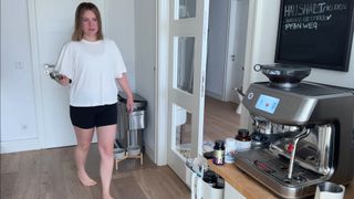 Kelly Svirakova feet photo 6