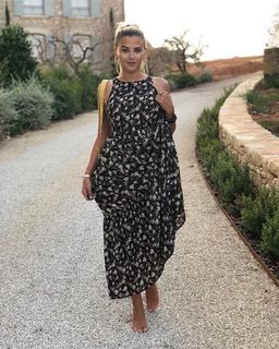 Kelly Vedovelli feet photo thumbnail